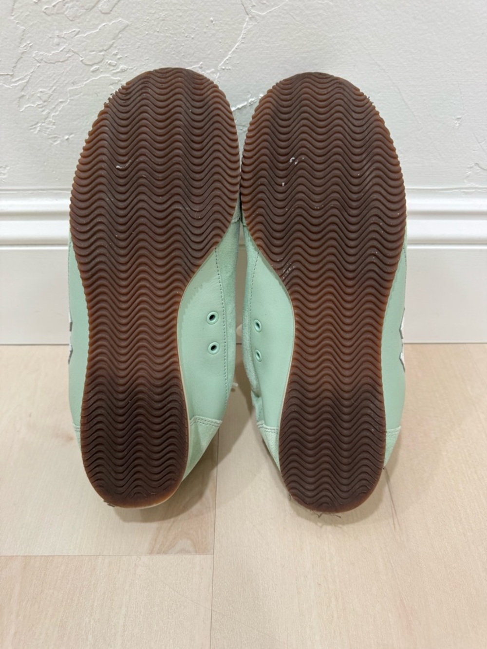 Tory Burch Mint Green White Suede Leather Logo Sneakers Women's 9.5 - Picture 15 of 15